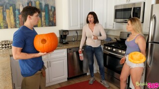 BrattySis – Pumpkin Fuck S3:E11 – Aubrey Sinclair, Alex Davis