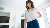 PervMom – A Healing Stepmom Handjob – Vera King, Wrex Oliver