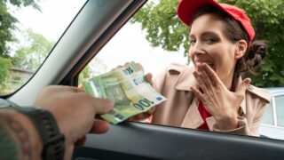 PublicAgent – Shy waitress needs more than tips – Mia Moone, Martin Gun